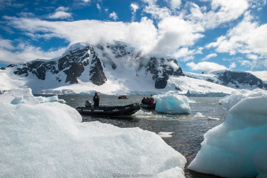 PLA25-17, 2018-01-01 Danco Island - Landing Operation - Esther Kokmeijer-03_© Oceanwide Expeditions.jpg