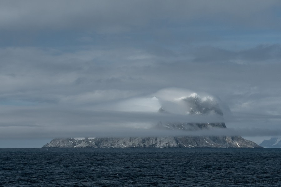 OTL25-18, Day 13, 20171228_SandraPetrowitz_Cornwallis_Island_© Oceanwide Expeditions.jpg