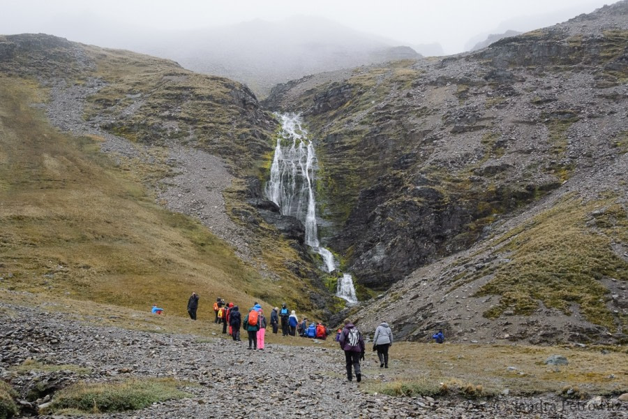 OTL25-18, Day 08, 20171223_SandraPetrowitz_Stromness_Shackleton_Waterfall_© Oceanwide Expeditions.jpg