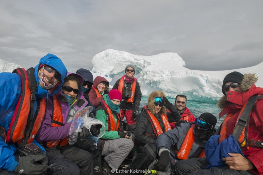 PLA24-17, 2017-12-23 - Zodiac Cruise Esther Kokmeijer-11_© Oceanwide Expeditions.jpg