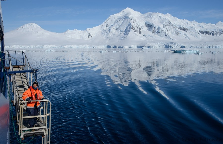 OTL26-18, Day 6 20180108_SandraPetrowitz_Gangway_© Oceanwide Expeditions.jpg