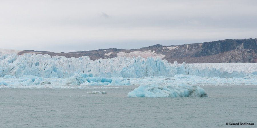 PLA14-18 Day 6 Day06-01_Albertinibukta_GlacierFront_GerardBodineau-Oceanwide Expeditions.jpg