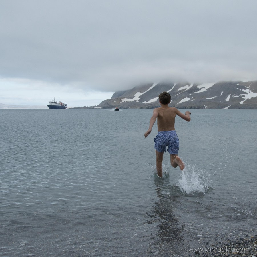 OTL11-18, DAY 8 Plunge 2-Oceanwide Expeditions.jpg