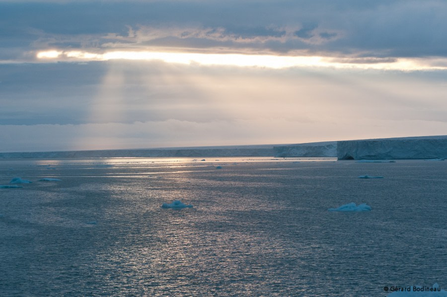 PLA14-18 Day 3 Day03-04_Bråsvellbreen_GerardBodineau-Oceanwide Expeditions.jpg