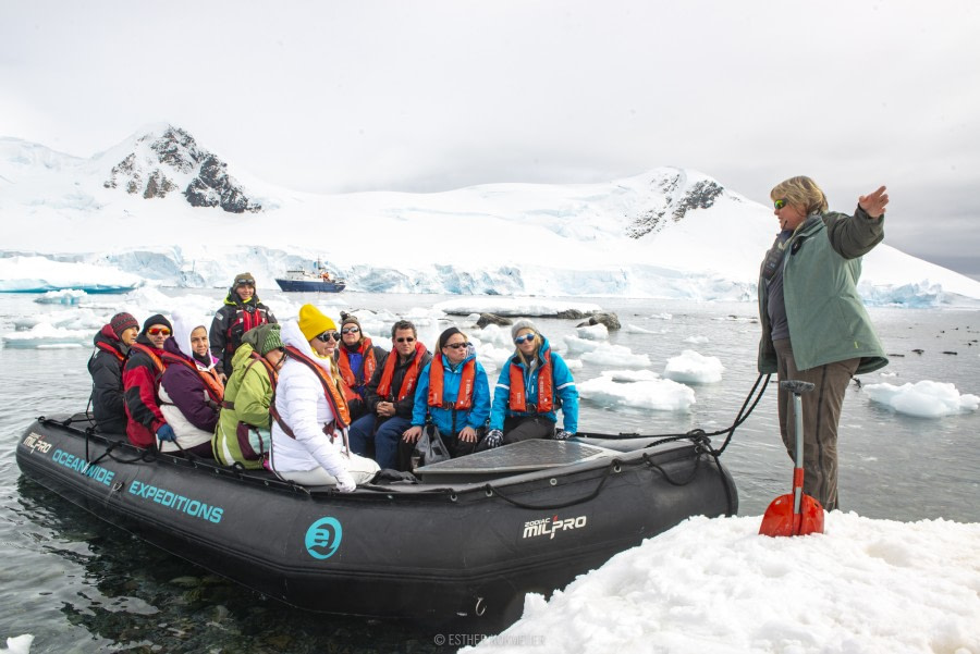 OTL22-18 - 20181111 - Waterboat Point - Esther Kokmeijer-3 - Oceanwide Expeditions.jpg