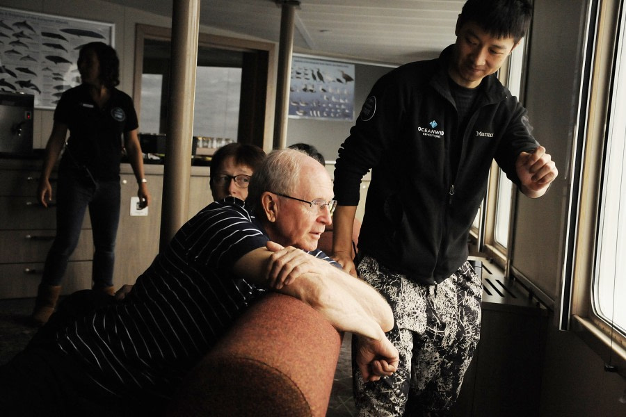 PLA23-18, 8 DEC, Jerry delivering his wildlife knowledge to our passengers -Oceanwide Expeditions.jpg