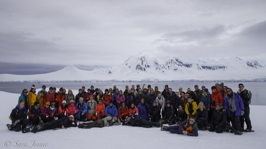 PLA26-19, 02 Feb- Group photo damoy - Oceanwide Expeditions.jpg