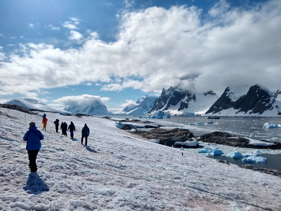 PLA28-19, IMG_20190223_122325106_HDR - Oceanwide Expeditions.jpg