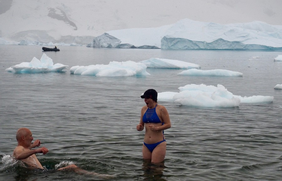 PLA30-19, DAY 5-15 MAR Polar_Plunge - Oceanwide Expeditions.jpg