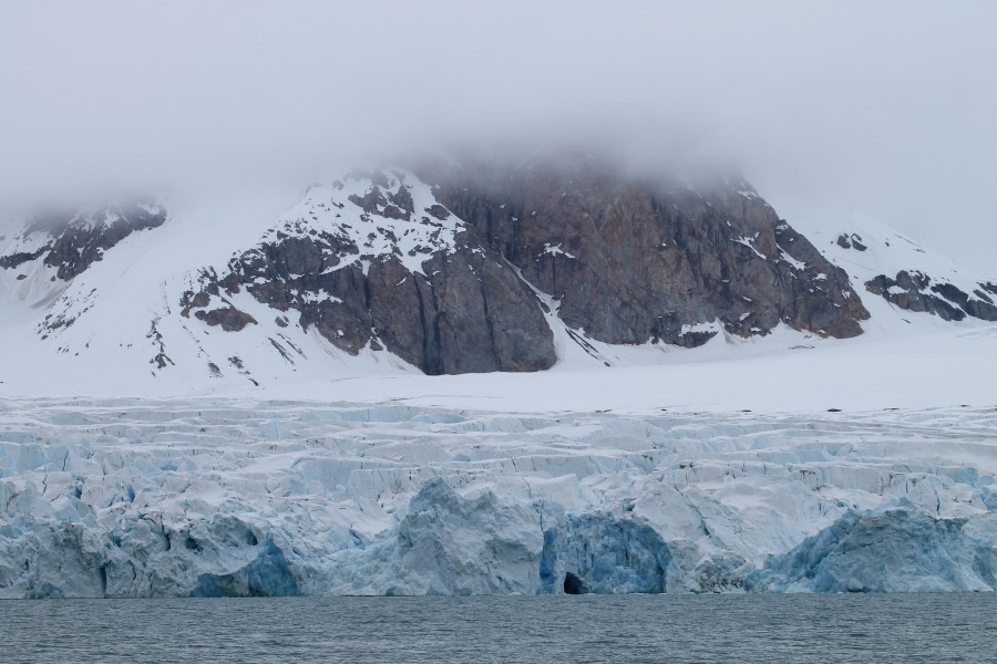 PLA05-19, 4june 14thjulibukta - Oceanwide Expeditions.JPG