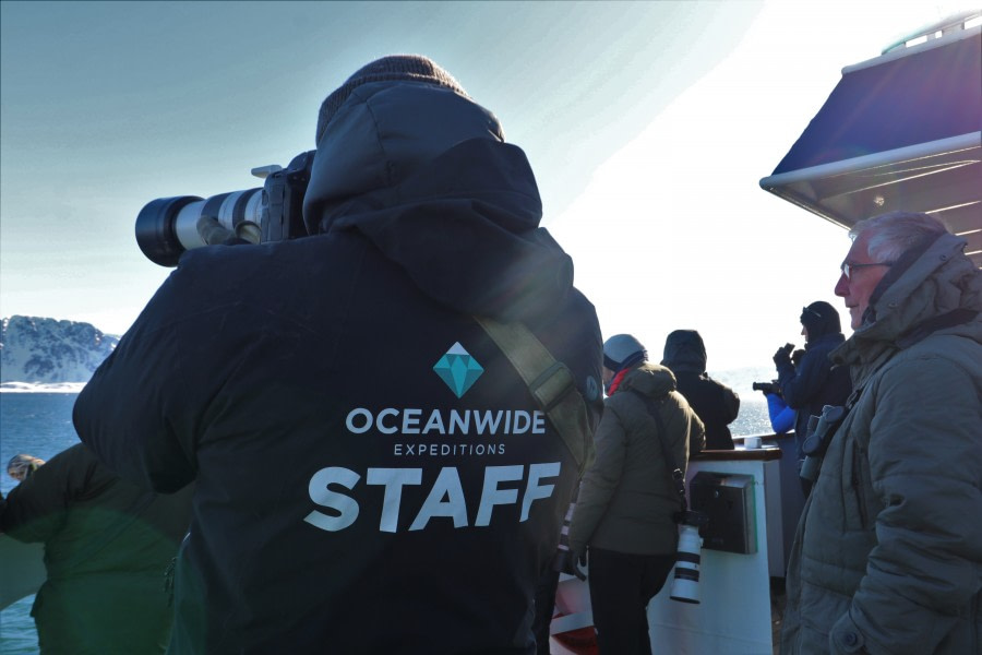 PLA04-19, DAY 05, Photographers - triplog - Oceanwide Expeditions.jpg