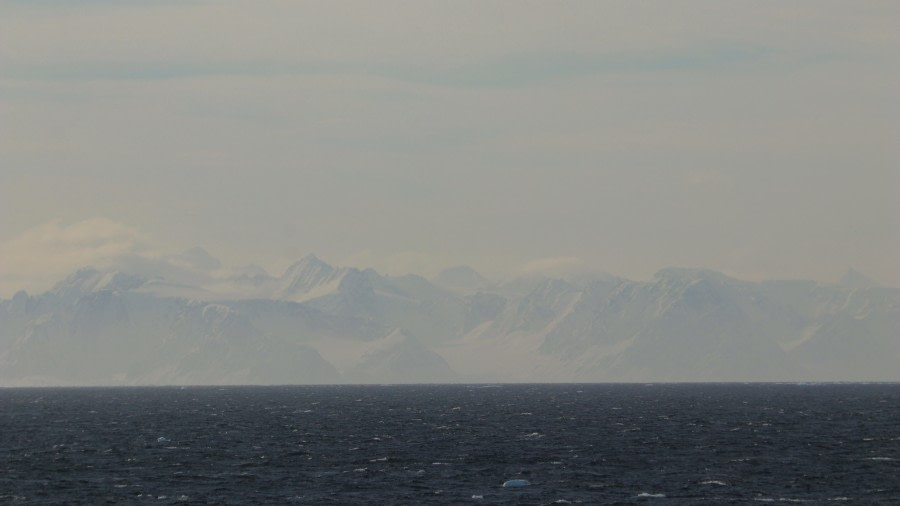 PLA04-19, DAY 05, Morning view - triplog - Oceanwide Expeditions.jpg