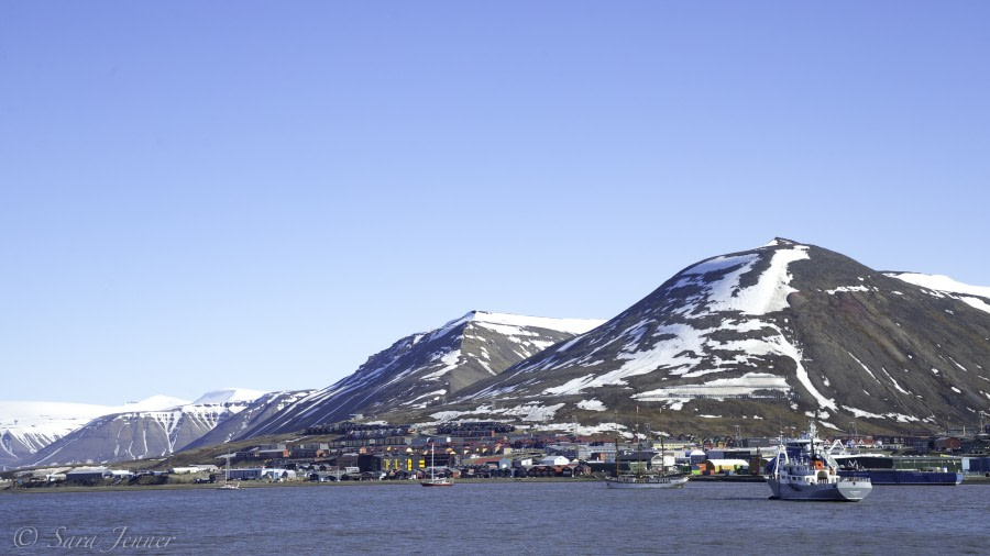 HDS04-19, DAY 01, Longyearbyen - Oceanwide Expeditions.jpg