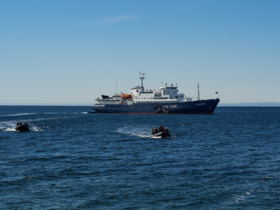 Smeerenburg and Magdalenafjorden