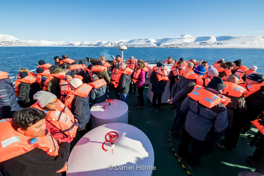 PLA04-19, DAY 01, Daniel (18) - Oceanwide Expeditions.jpg