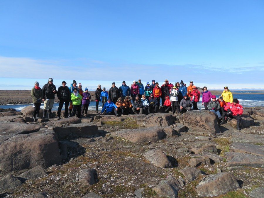 HDS05-19, DAY 06, MiriamVermeij-2606-Group picture medium - Oceanwide Expeditions.jpg