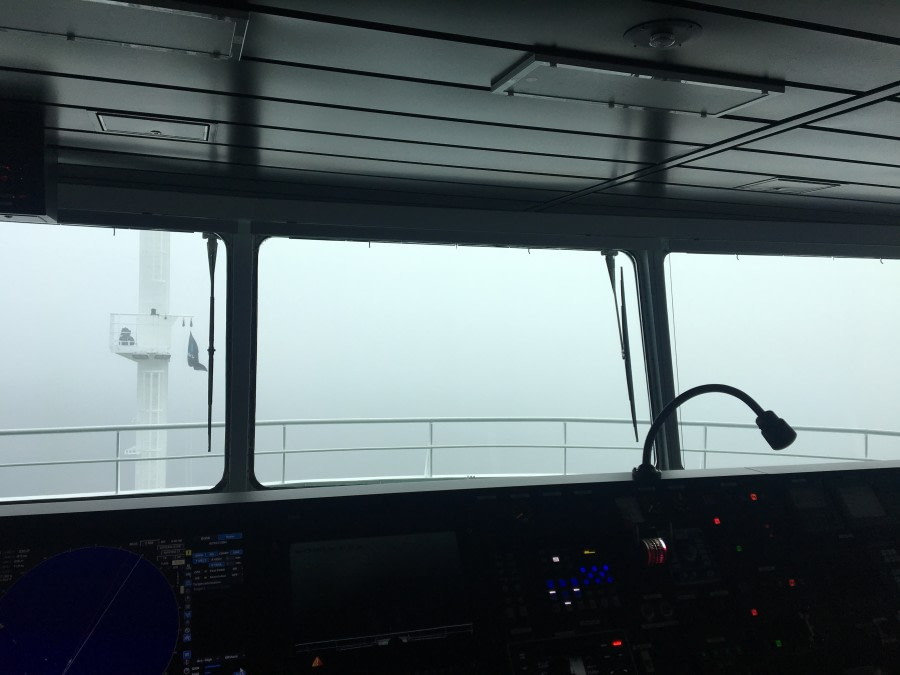 HDS05-19, DAY 03, MiriamVermeij-2306-fog from bridge - Oceanwide Expeditions.jpg