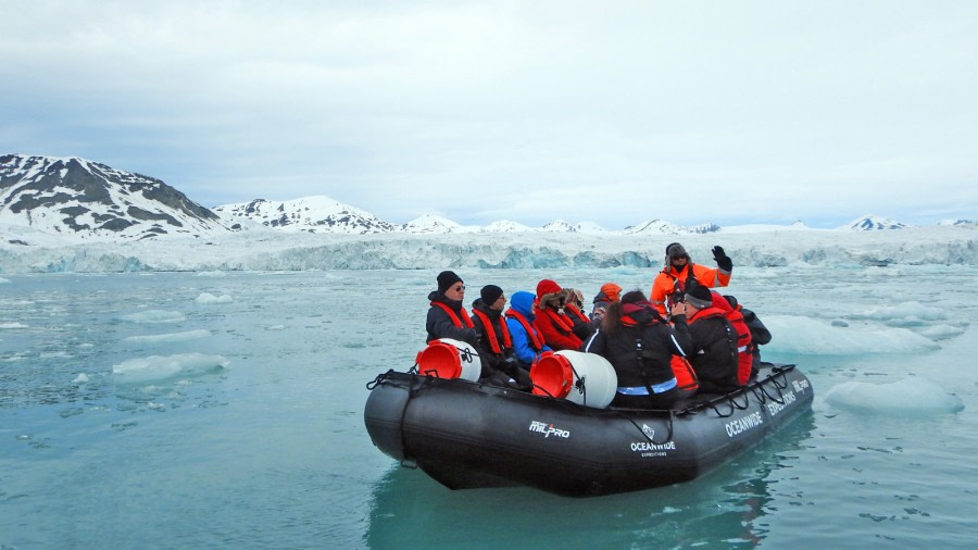 HDS04-19, DAY 06, 20190619_TobiasBrehm_DSCN0338 - Oceanwide Expeditions.JPG