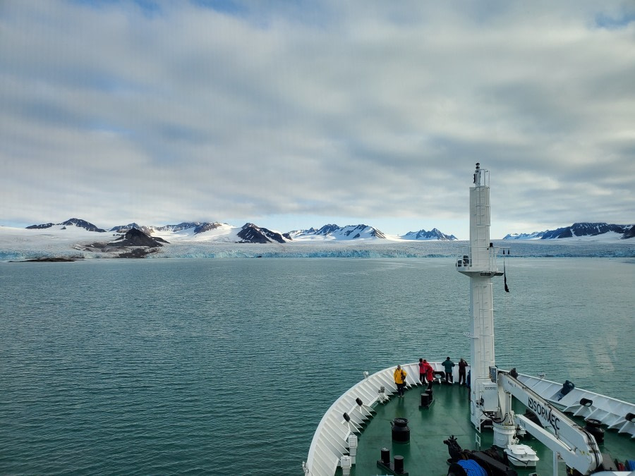 HDS09-19 DAY 02 20190724_071353 - Oceanwide Expeditions.jpg