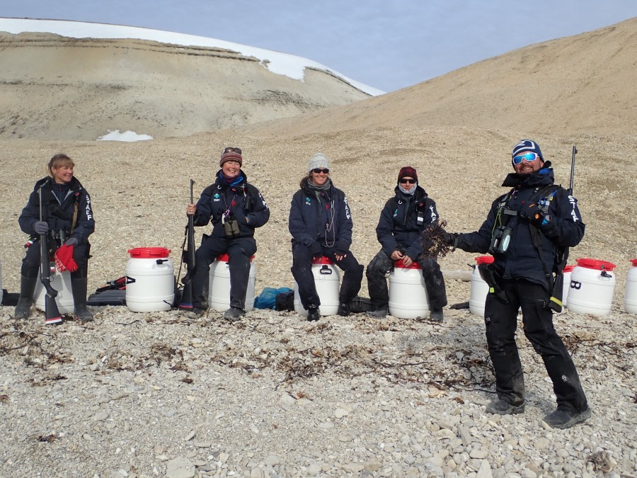 HDS09-19 DAY 06 Palanderbukta Guides on Barrels-shellli - Oceanwide Expeditions.JPG