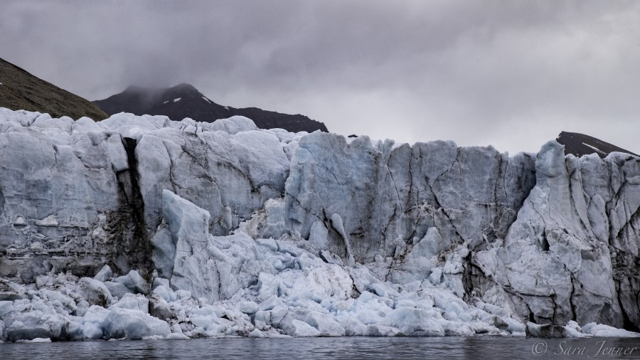 HDS08-19 DAY 08_Glacier -Oceanwide Expeditions.jpg