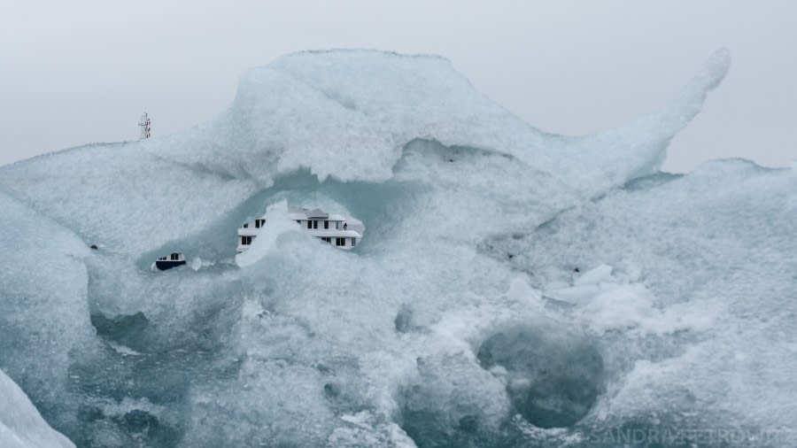 HDS15-19 Day 03 Day_3_Iceberg_SandraPetrowitz__DSC1331 -Oceanwide Expeditions.jpg