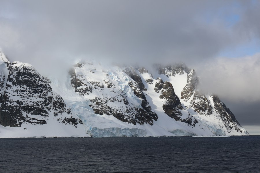 OTL21-19 Koen Jongerling Pleneau Island IMG_5220 - Oceanwide Expeditions.JPG