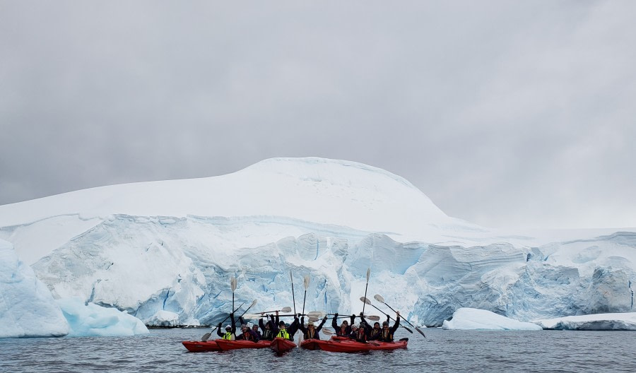 PLA23-19 Kayaking 25 NOV - Oceanwide Expeditions.jpg