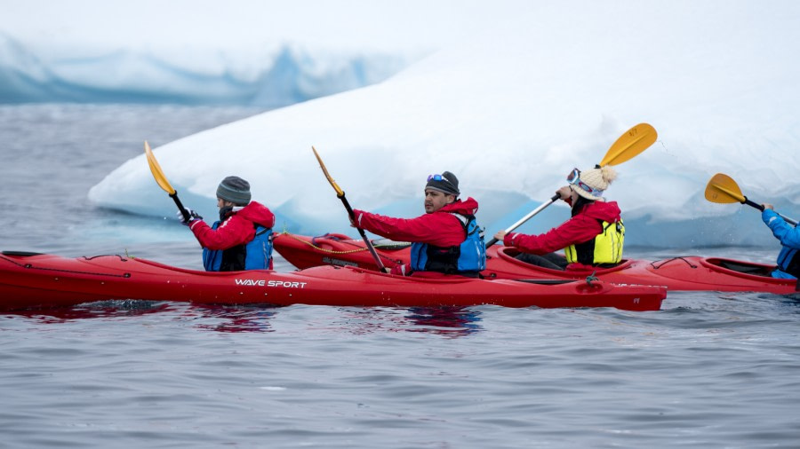 HDS26-19, DAY 05, KAYAK, AstroLab-1415 - Oceanwide Expeditions.jpg