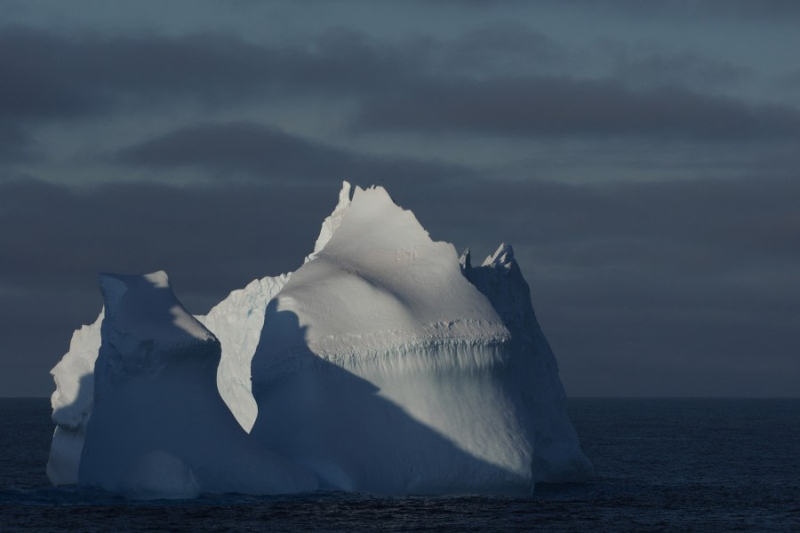 OTL27-20, 2020-01-22 (c) Christian Engelke P1230452 Amundsen Sea -Oceanwide Expeditions.JPG