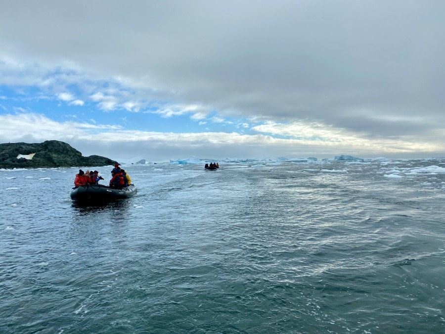 HDS29-20, DAY 04, 08 FEB MarcelPaulIMG_9870 - Oceanwide Expeditions.jpeg