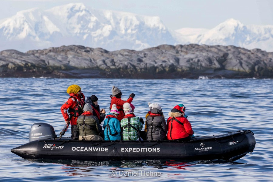 HDS30-20, DAY 04, 18 FEB 5D2A1205-2-DanielHoehne - Oceanwide Expeditions.jpg