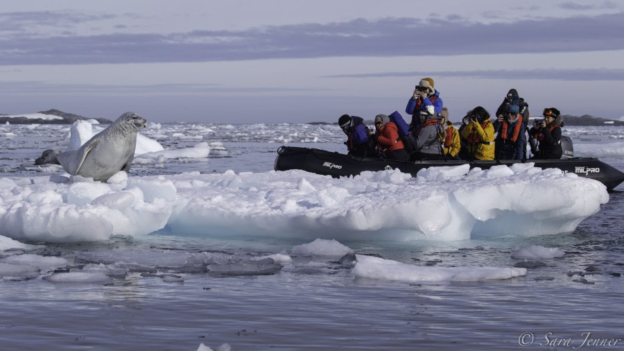 HDS30-20, DAY 04, 18 FEB Anagram Islands 2 - Oceanwide Expeditions.jpg