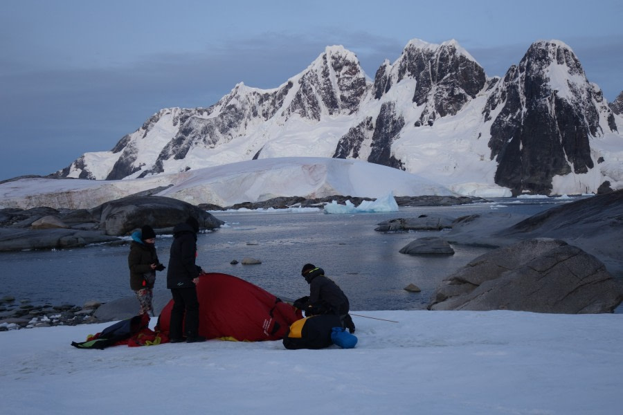 PLA31-20, Day 06, Lemaire_Petermann_Pleneau Nelleke 9 -Oceanwide Expeditions.jpeg