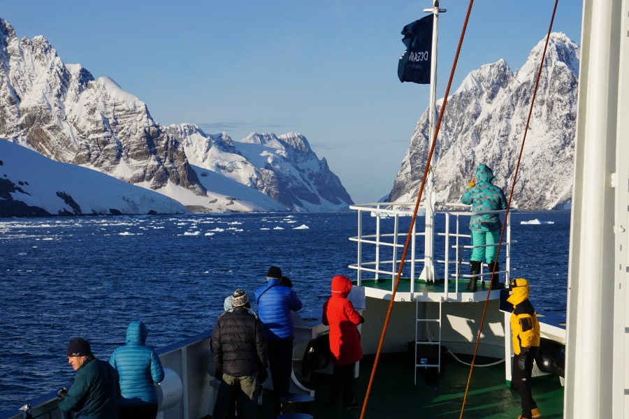 PLA31-20, Day 06, Lemaire_Petermann_Pleneau day6lemaire_Steffi_Liller -Oceanwide Expeditions.JPG