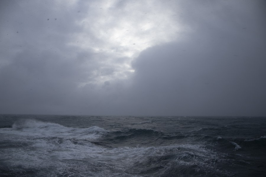 HDS31-20, Day 11, 05 Mar Martin_Berg_Stormy_Seas - Oceanwide Expeditions.jpg