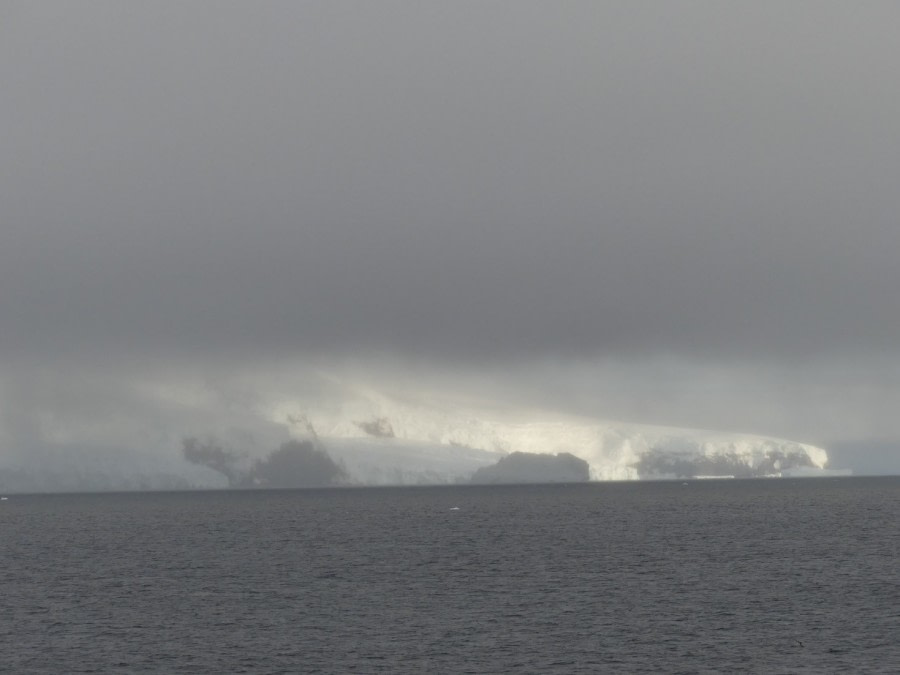 At sea towards Balleny Islands