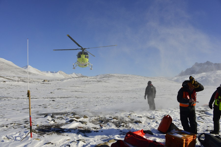 OTL28-20, 20200229-Gary-Heli landing in Dry Valley Gary Miller - Oceanwide Expeditions.JPG