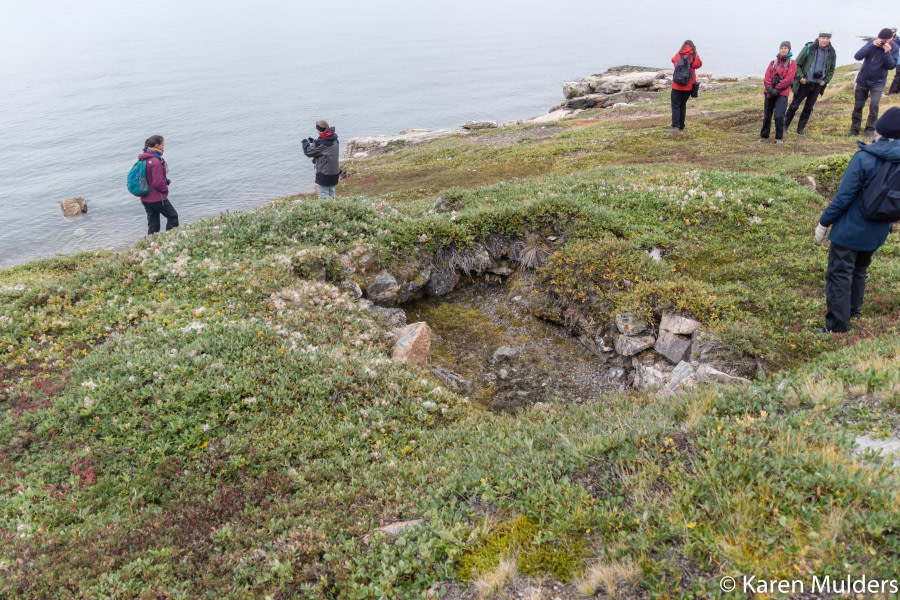 Scoresby Sund, Immikeertikajik, semisubterreanean Thule house © Karen Mulders - Oceanwide Expeditions.jpg