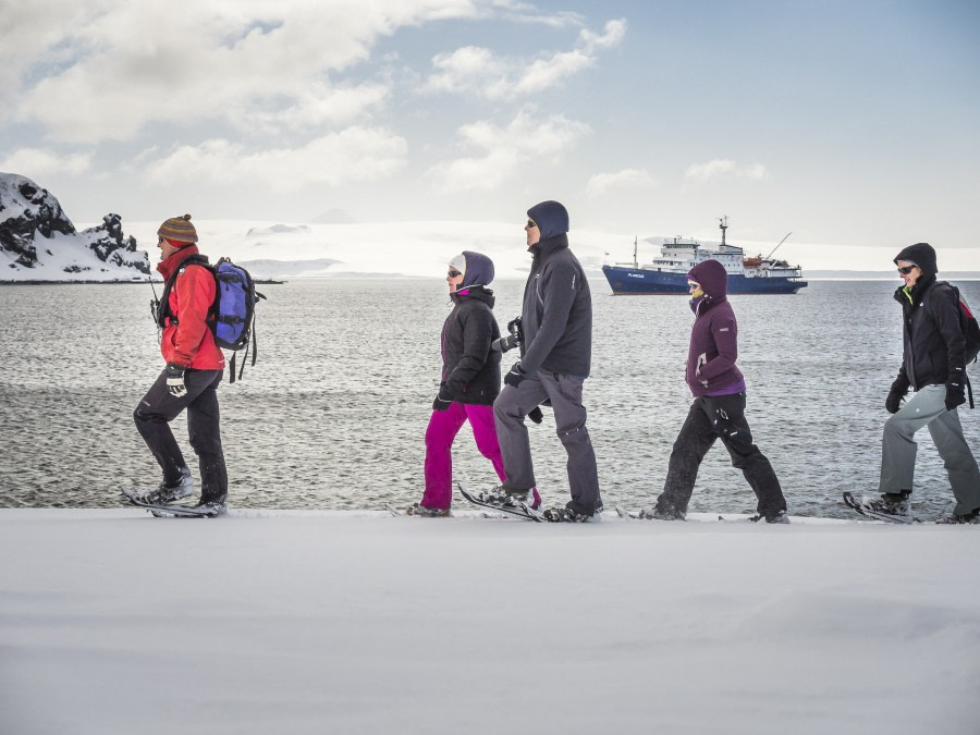 Snowshoeing in Antarctica © Dietmar Denger - Oceanwide Expeditions (2).jpg