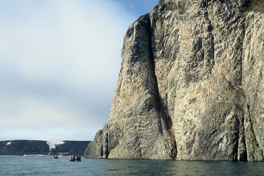 Rubini Rock, Franz Josef Land © Ko de Korte - Oceanwide Expeditions (1).JPG
