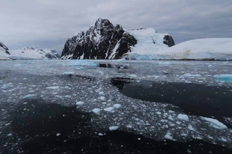 Lemaire view © Will Gilbertson - Oceanwide Expeditions.JPG