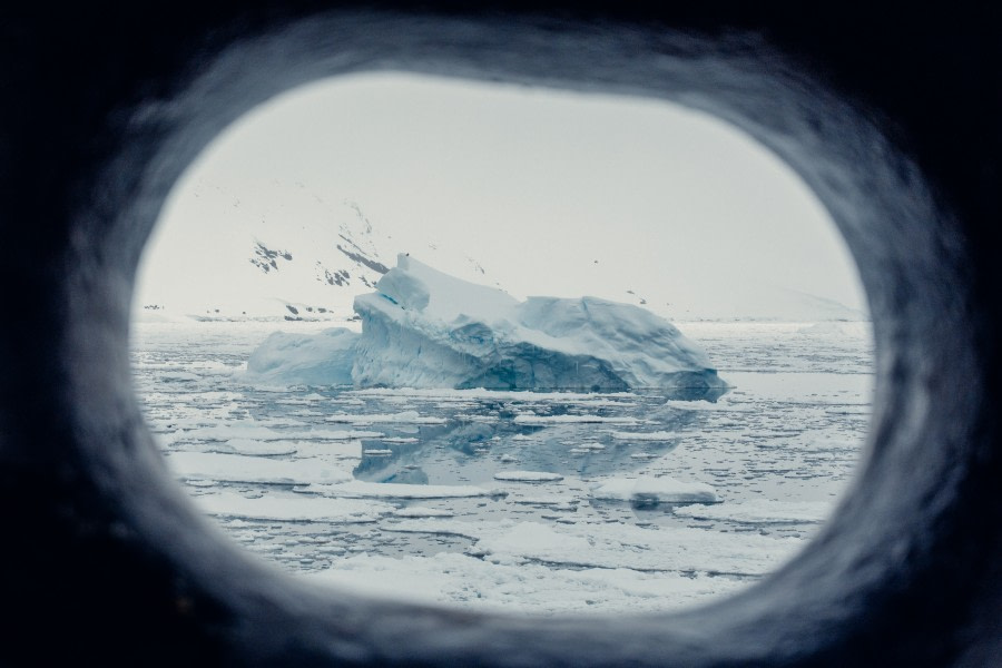 PLA24-21, Day 7, Lemaire Channel vistas © Unknown Photographer - Oceanwide Expeditions (1).jpg