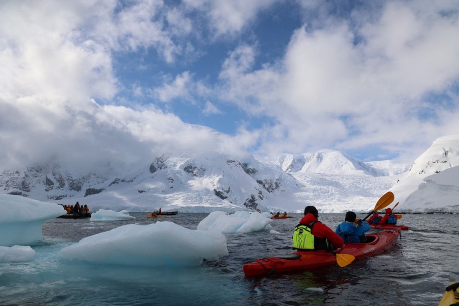 HDS23-21, Kayak by ice 2 20 Dec © Keirron Tastagh - Oceanwide Expeditions.jpeg