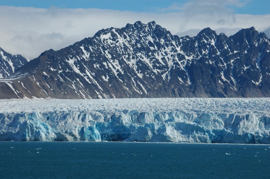 Am Morgen: Krossfjorden und Lilliehöökbreen