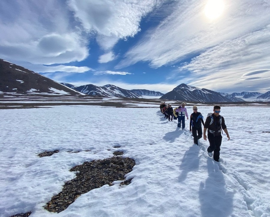 PLA05-22, Day 3, Mushamna hike © Unknown Photographer - Oceanwide Expeditions.jpg