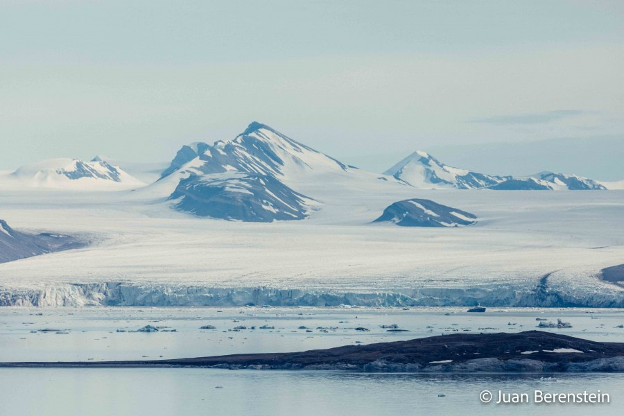 OTL06-22, Day 2, _Q9A5193 © Juan Martin Berenstein - Oceanwide Expeditions.jpg