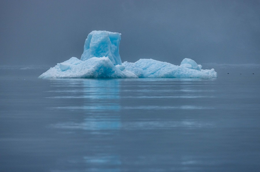 OTL09-22, Monacobreen_WKR59223_WernerKruse © Werner Kruse - Oceanwide Expeditions.jpg