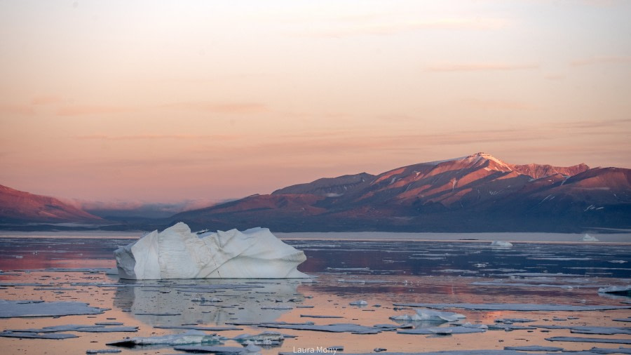 HDS10X22, Day 5, Kejser Franz Josephs Fjord (5) © Laura Mony - Oceanwide Expeditions.jpg