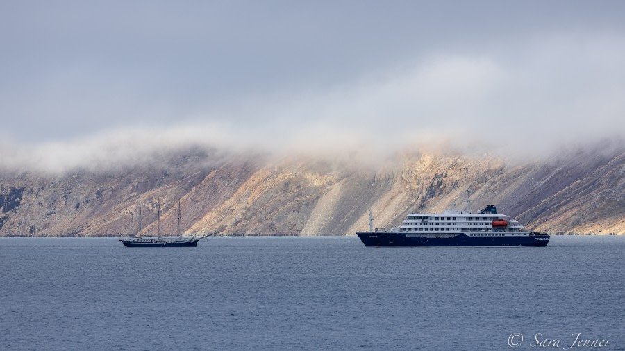 HDS10X22, Day 6, Oceanwide ships © Sara Jenner - Oceanwide Expeditions.jpg